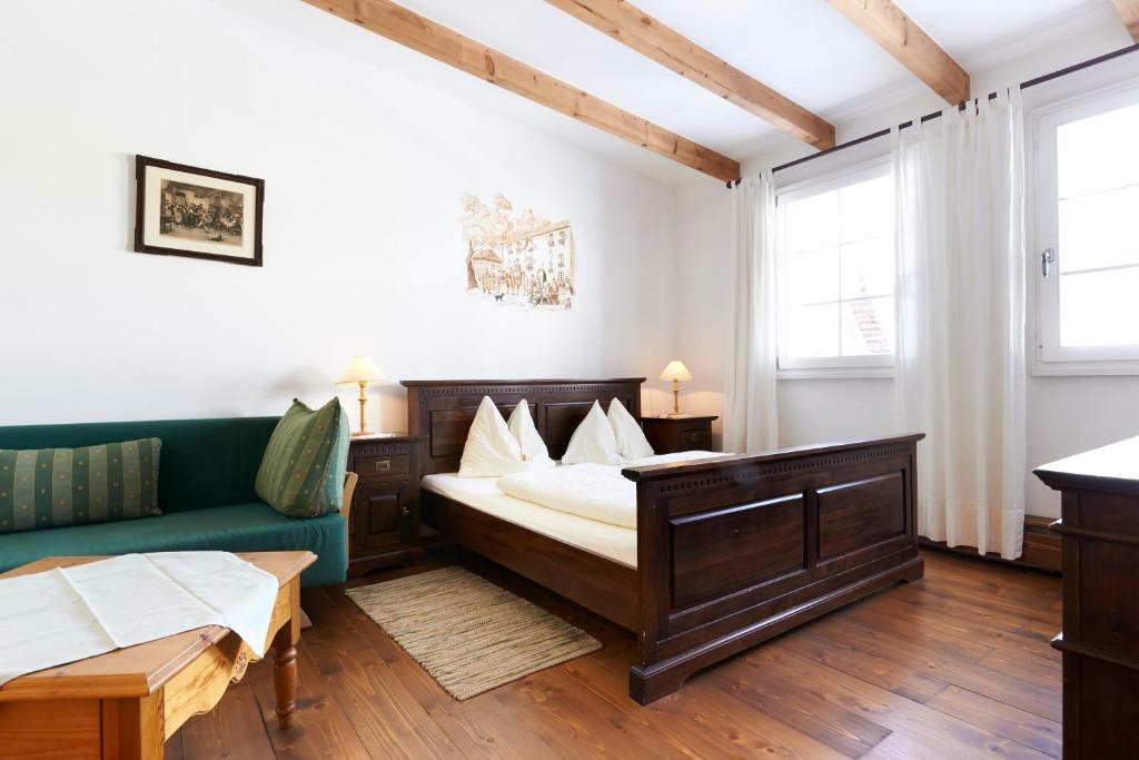 Hotelchen Doellacher Dorfwirtshaus Grosskirchheim Room photo