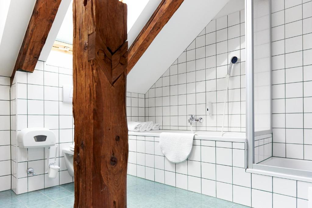Hotelchen Doellacher Dorfwirtshaus Grosskirchheim Room photo
